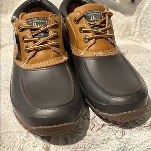 G.H Bass Co. Mens Sz8 (Half Duck Boot)